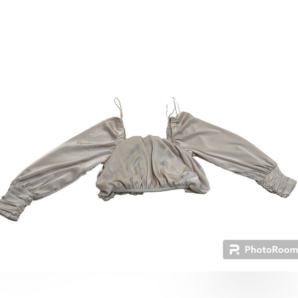 NEW DO + BE Cedro Long Sleeve Puff Detail Blouse Beige Size Medium NWT - Picture 4 of 8